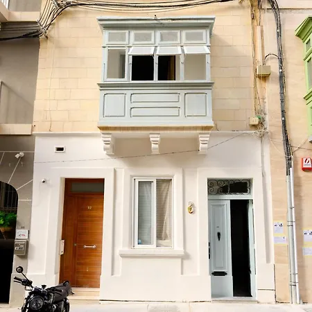 F41 Private Ensuite Shared Flat منزل للإقامة *